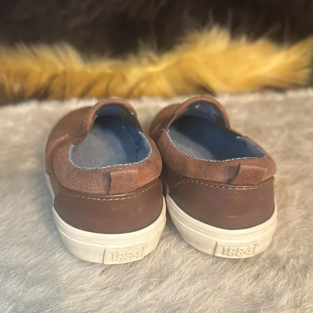 Old navy shoes 10 (3100)